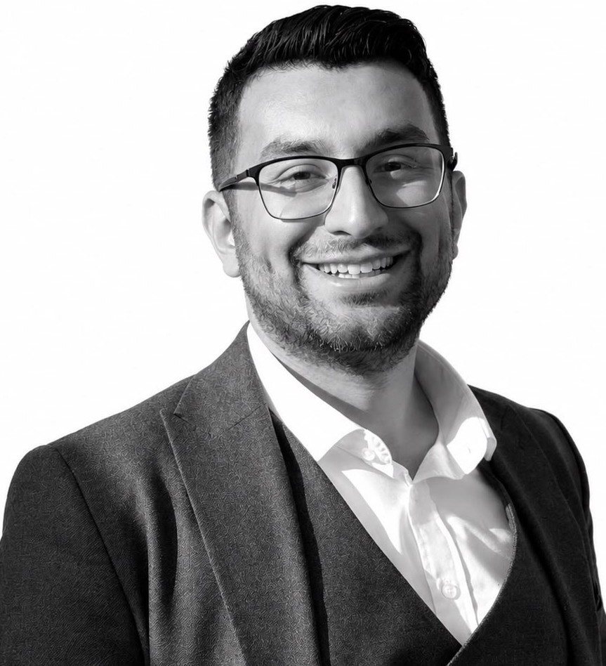 Professional portrait of Moein Mousavi